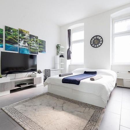 Modern City Apartment In ウィーン エクステリア 写真