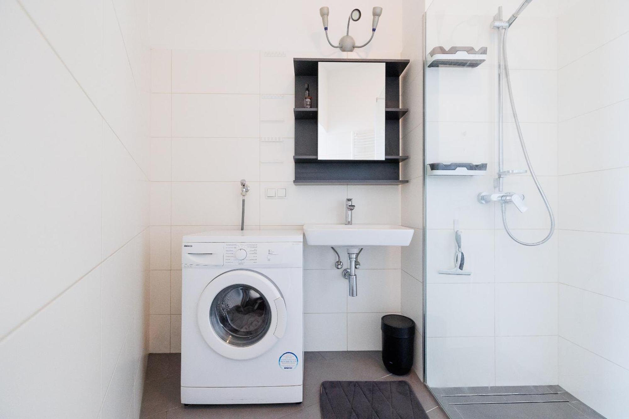 Modern City Apartment In ウィーン エクステリア 写真