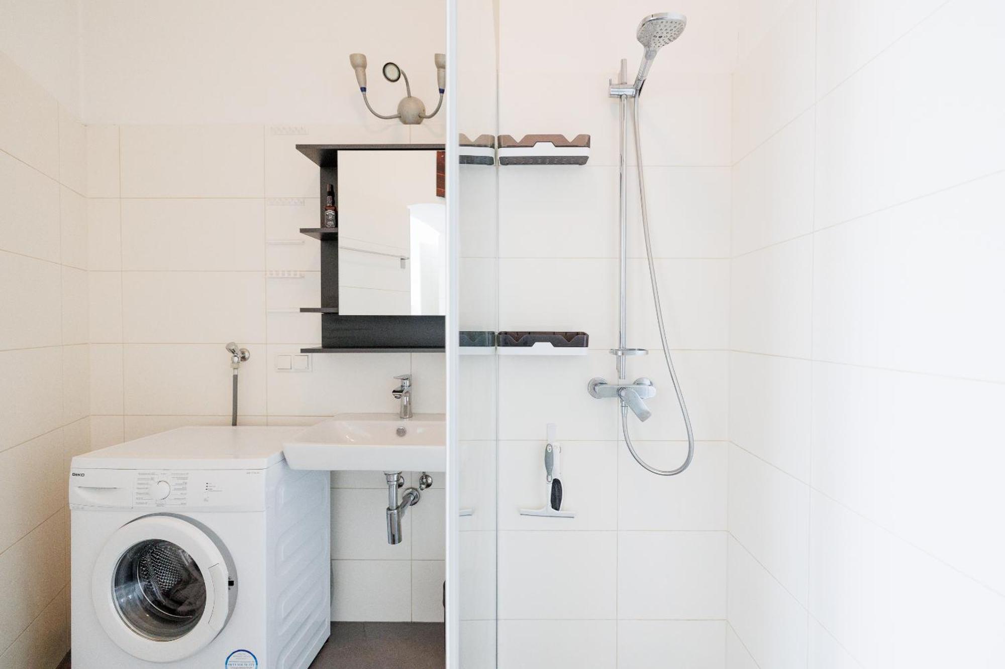 Modern City Apartment In ウィーン エクステリア 写真